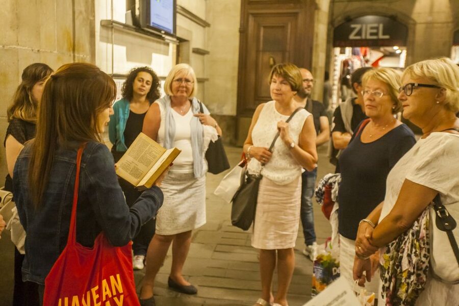 Barcelona: “The Shadow of the Wind” Literary Walking Tour - Els Quatre Gats: the café stop fans talk about