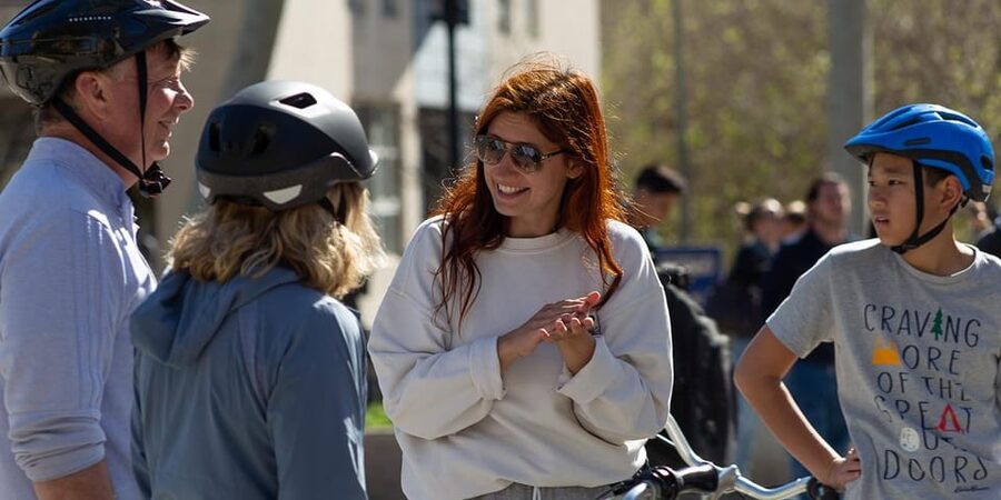 Barcelona: Top-Rated Bike or E-Bike Tour with Local Guide - The guide effect: how Catalan stories and humor improve the ride
