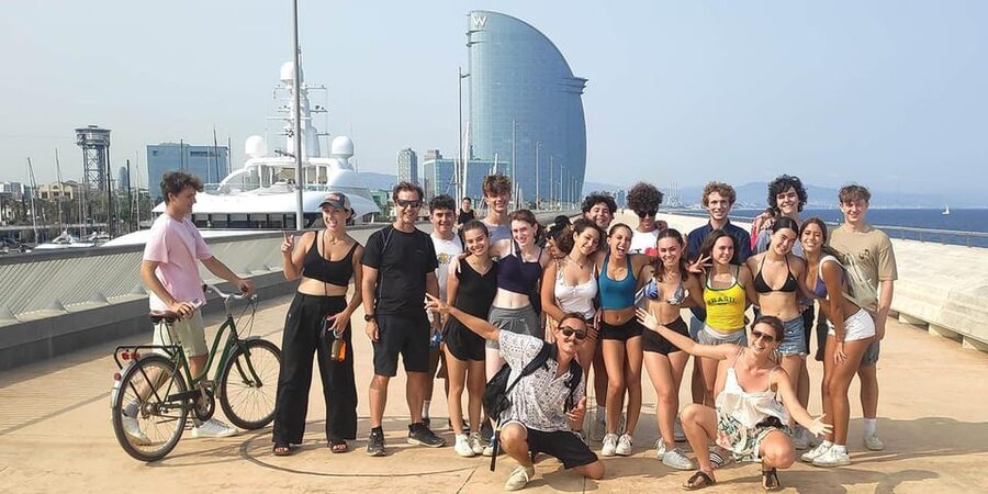 Barcelona: Top-Rated Bike or E-Bike Tour with Local Guide - Price and included gear: what $33 buys you (and when to consider the e-bike)