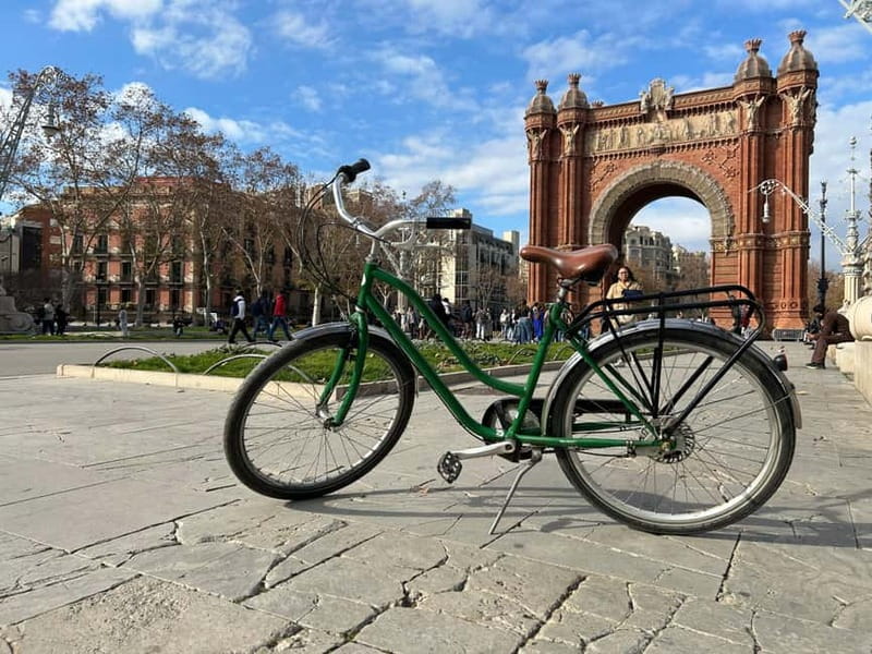 Barcelona: Top Sights by Bike Tour - From Port Vell to El Cap de Barcelona: warm up with coastal views
