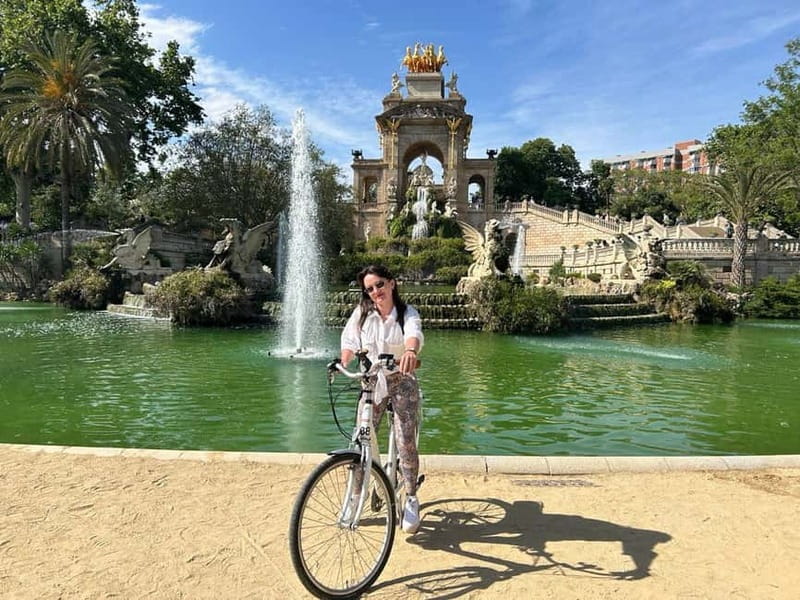 Barcelona: Top Sights by Bike Tour - The secret stop: where the tour earns its value
