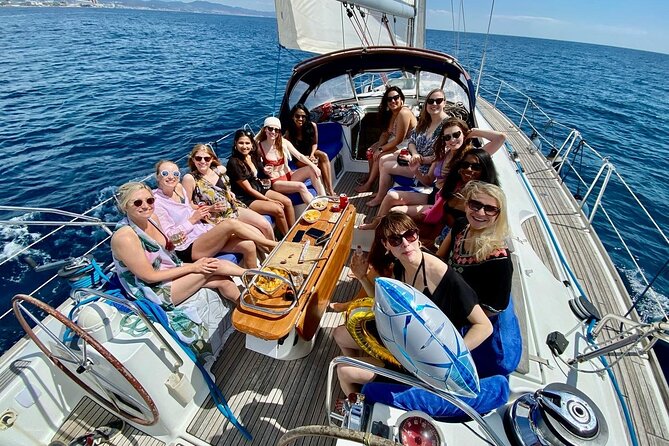 Barcelona Unique Private Luxury Sailing Tour (max 12 people) - Duration options (1–4 hours) and how to pick the right one