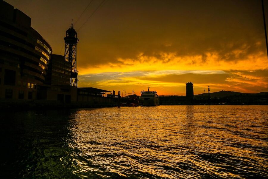 Barcelona: Unique Sunset Sailing Tour with Tapas & Open Bar - What the 2-hour itinerary feels like, step by step