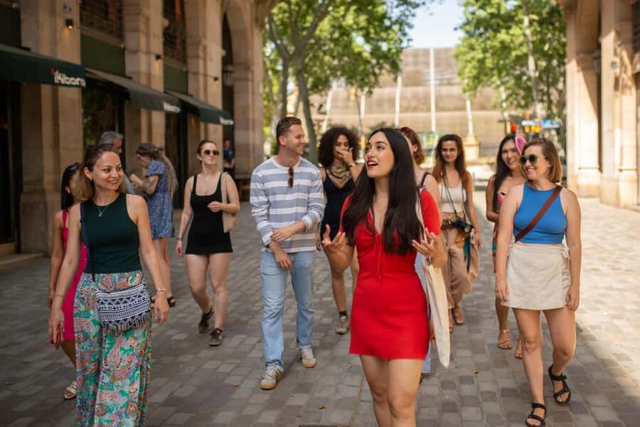 Barcelona Walk Like a Local: El Born & Gothic 15+ Sights - Where the walk starts: Passeig de Picasso and the Side Routes cube