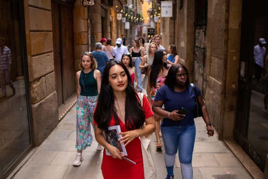 Barcelona Walk Like a Local: El Born & Gothic 15+ Sights - Who this tour is best for (and who might skip it)