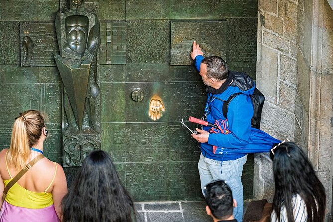 Barcelona Walking Tour: Old Town & Gothic Quarter Secrets - Barcelona Cathedral exterior: what to notice now, and what to plan later