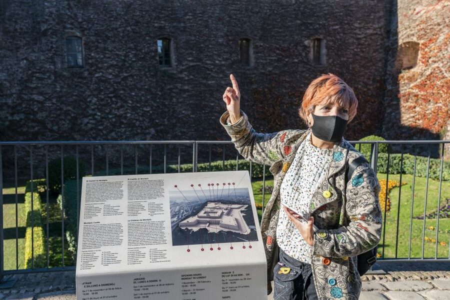 Barcelona: Walking tour with Montjuic Castle & Cable Car - Should you book this Montjuïc Castle and Cable Car tour?