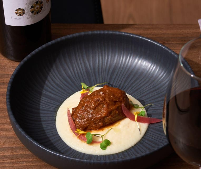 Barcelona: Wine Tasting and Tapas 5-Course Pairing Dinner - Who Should Book This Dinner (and Who Might Not)