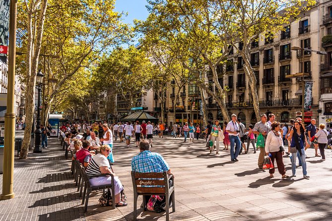 Best of Barcelona and Montserrat: Pickup and Skip-the-Line Ticket - Sagrada Família at the end: outside is free, inside is your choice