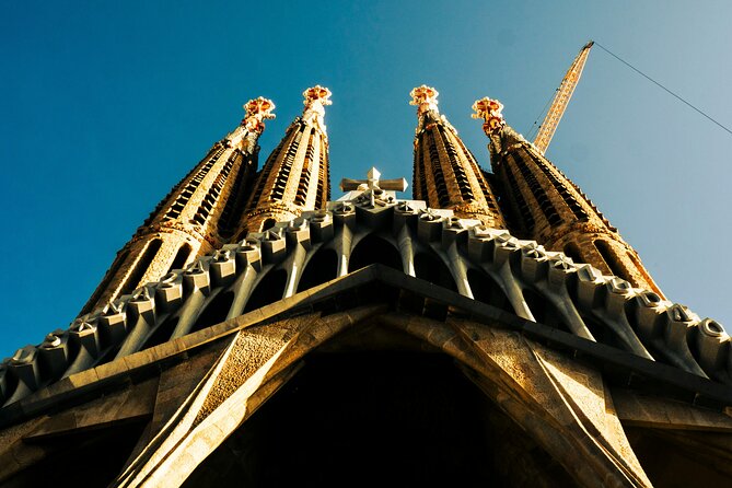 Best of Barcelona: Sagrada Família, Gaudí & Candy Tasting Tour! - Quick hits before you go