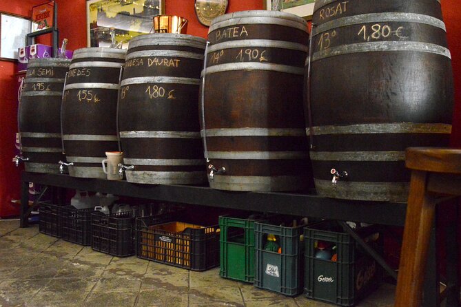 Bodega Barcelona Barrio Tradition in Bulk - Casa Golferichs: the best bite near community life