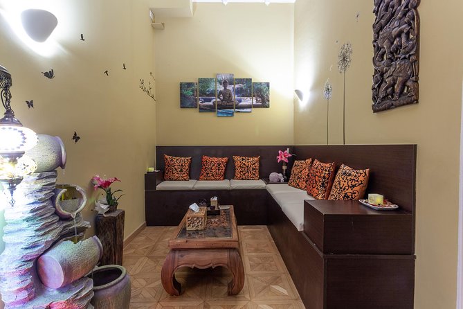 Body Scrub Exfoliation Treatment 50 min at THAI SPA MASSAGE BARCELONA - Price and Value: Is $78.27 Reasonable for 50 Minutes?