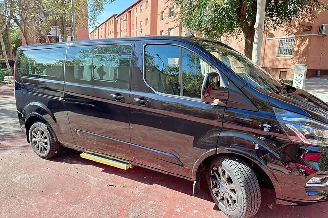 Book Private transfer from Barcelona airport to City - From El Prat to the city center: why this transfer feels easier