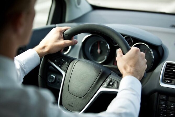Book Private transfer from Barcelona airport to City - Meet-and-greet at Terminal 1: find your driver fast