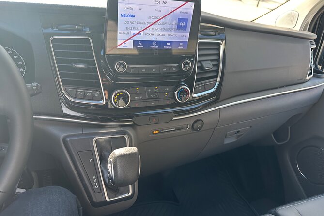 Book Private transfer from Barcelona airport to City - Practical tips to make your pickup go smoothly