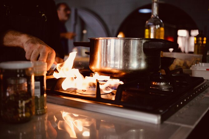 Catalan Paella Cooking Class with Small Group in Barcelona - Inside the Lesson: How the Evening Typically Flows