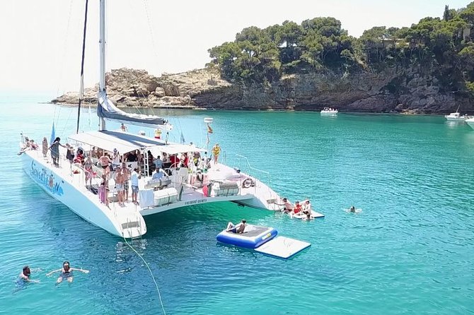 Catamaran trip with other groups along the Costa Brava. Saturday. - The Anchor Stop: Coves, Seabed Viewing, and Simple Swim Fun