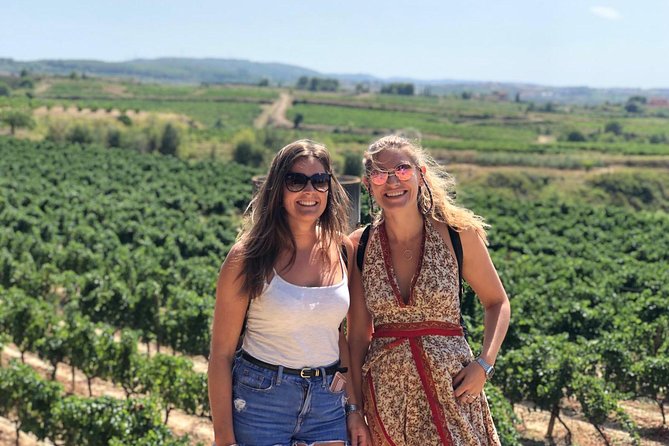 Cava Wineyard & Sitges Day Trip from Barcelona - Key reasons this day trip works