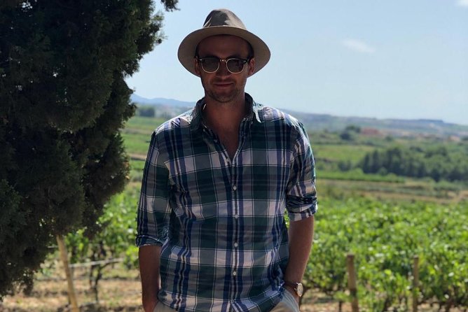 Cava Wineyard & Sitges Day Trip from Barcelona - Should you book this Cava & Sitges day trip?
