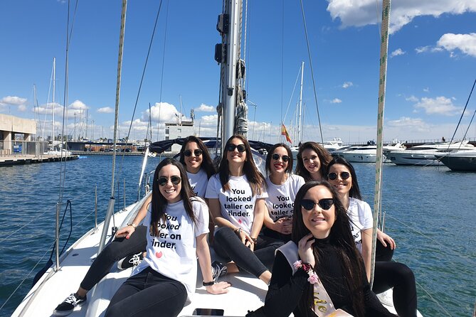 Celebration on board in Barcelona - 3 Hours - Cava, age rules, and keeping the celebration smooth