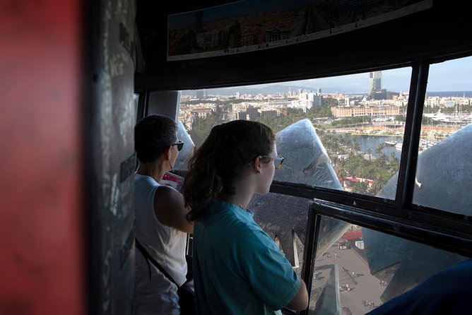 Columbus Monument Lookout: Scenic Ramblas, Sea and Montjuïc Views - 360-degree views: where to look first (and what you’ll likely notice)