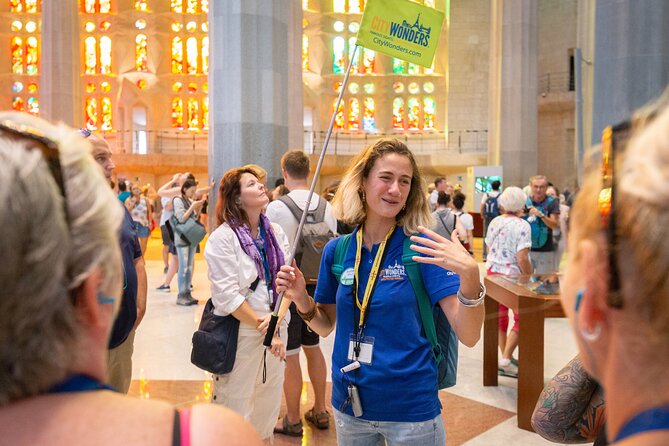 Combo: Skip the Line Sagrada Familia & Park Guell Guided Tour - Guides and Headsets: The Difference Between Seeing and Understanding
