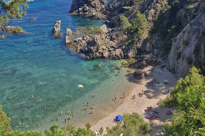 Costa Brava and Medieval Town Private Tour from Barcelona - Stop 5: Peratallada medieval village, aperitivo breaks, and gelato