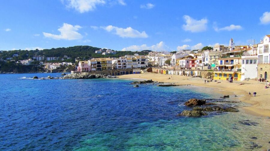 Costa Brava: Boat Ride and Tossa Visit with Hotel Pickup - What to Bring (And What to Skip)