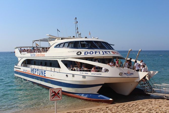 Costa Brava Day Sightseeing Tour with Boat Trip from Barcelona - The morning logistics from Barcelona North Station