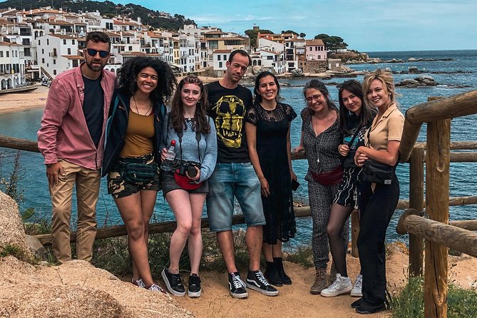Dali Museum and Costa Brava Small Group Day Trip from Barcelona - Peratallada: 2 hours in a 16th-century medieval village