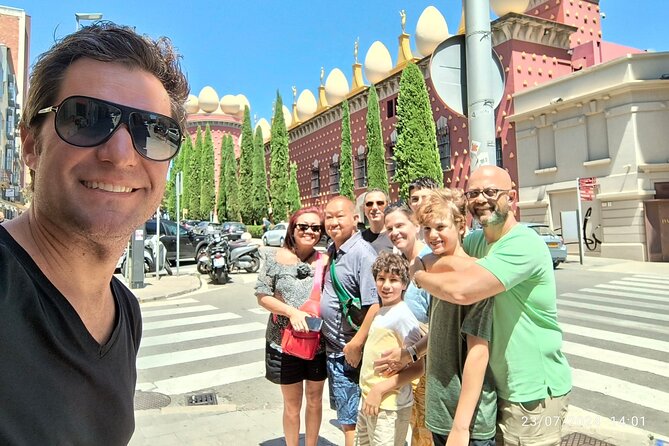 Dali Museum, Figueres & Cadaques Private Tour with Hotel pick-up - Figueres: Dalí’s birthplace and why it sets the tone