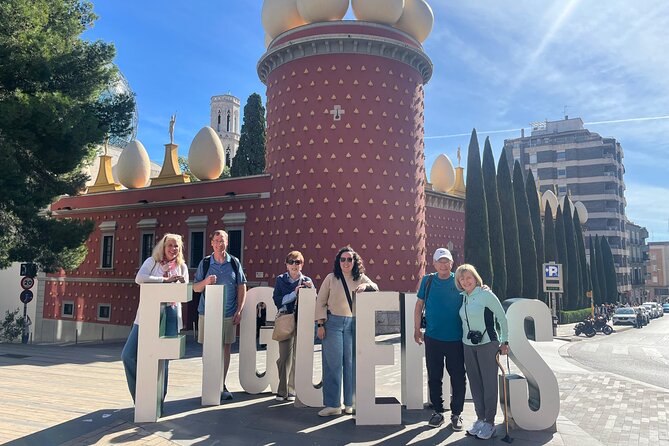 Dali Museum, Figueres & Cadaques Private Tour with Hotel pick-up - The 8:30 start: hotel pickup plus Passeig de Gracia orientation