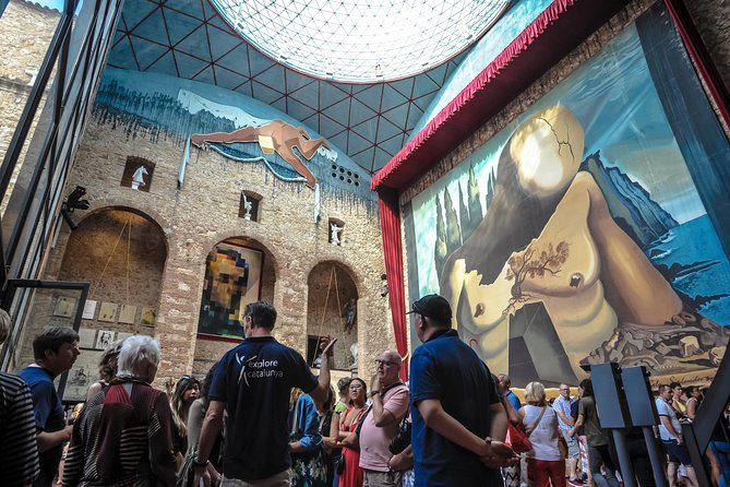 Dali Museum, House & Cadaques Small Group Tour from Barcelona - Dalí Theatre-Museum in Figueres: The Skip-Queue Entry That Sets the Tone