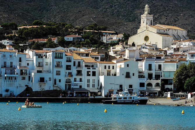 Dali Museum, House & Cadaques Small Group Tour from Barcelona - Castle of Púbol in Summer: Gala’s Sanctuary, With a Different Kind of Dalí