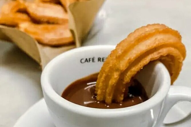 Delicious Chocolate Tour Barcelona - Starting at Escribà: the easiest first step in the Barri Gòtic