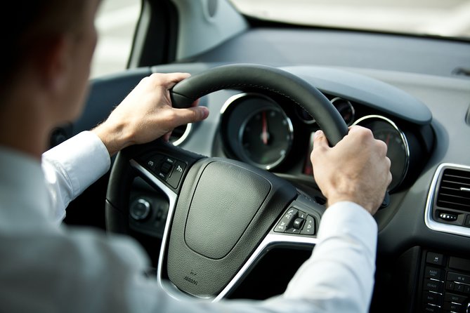Departure Private Transfer from Barcelona City Hotels to Barcelona Airport - From Hotel Lobby to BCN Without the Taxi Hunt