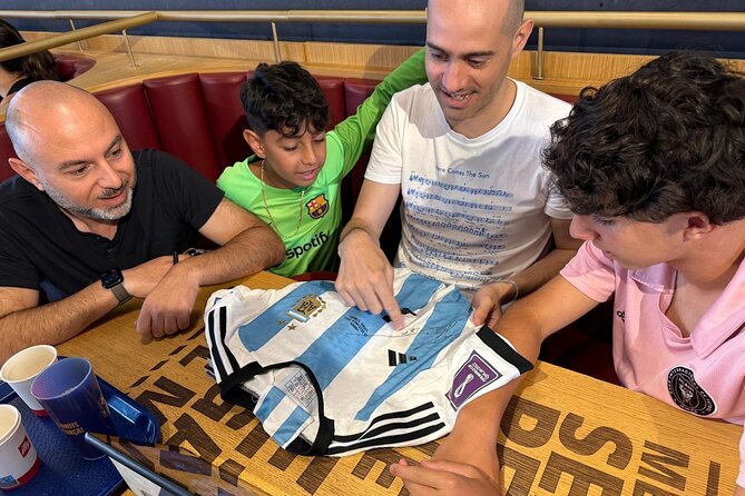 Discover Leo Messi's secrets at Barça Café - Camp Nou - One thing to consider before you book