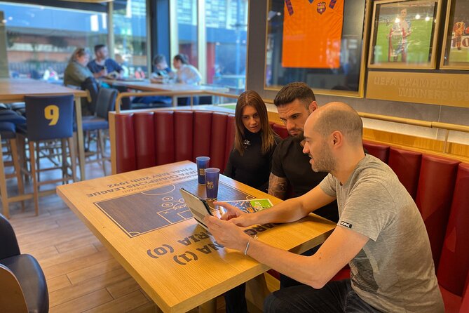 Discover Leo Messi's secrets at Barça Café - Camp Nou - A drink included and a real chance to ask questions
