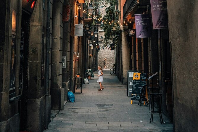 Discover the Gothic Quarter | Walking Tour | 2h - Santa Maria del Mar: a medieval church with big presence