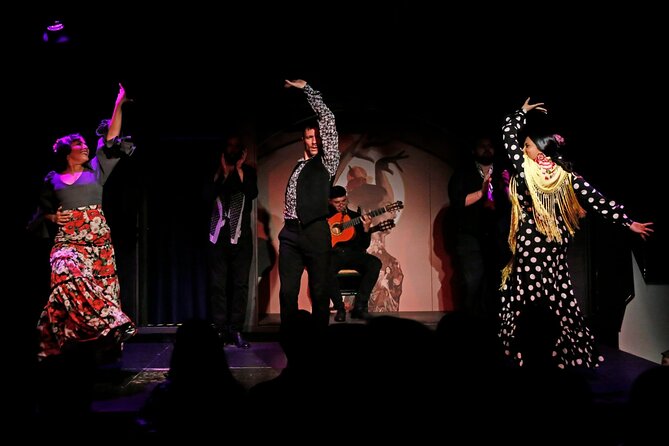 El Duende Flamenco Show with drink option at La Rambla Barcelona - Seating Zones and Sightlines: Front Row Is Great, Side Seats Are a Risk