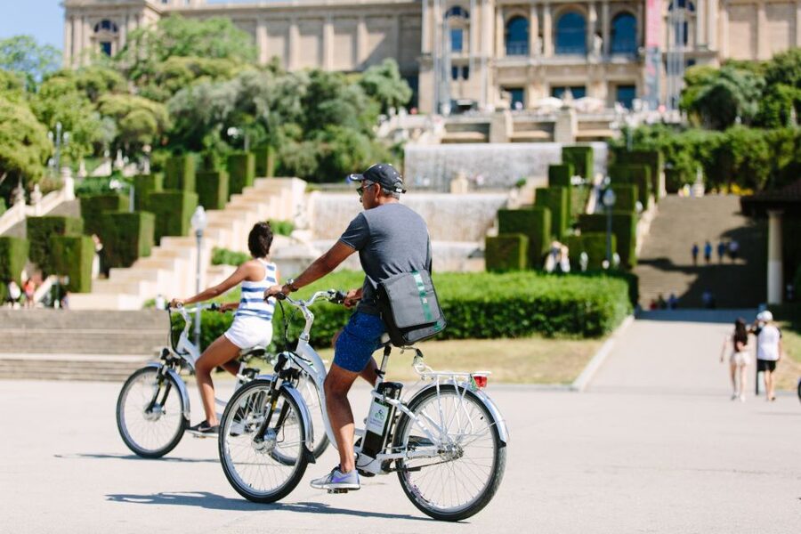 Electric Bike Tour of Montjuic and Barcelona - Montjuïc Castle: a 17th-century story with modern panoramas