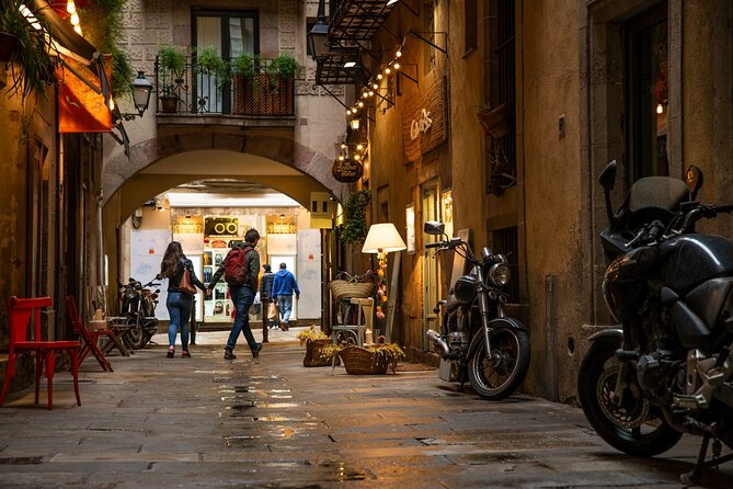 Elevate Your Photography - Barcelona Private Tour & Workshop - Stop 2: Mercat de la Boqueria for natural and indoor light control