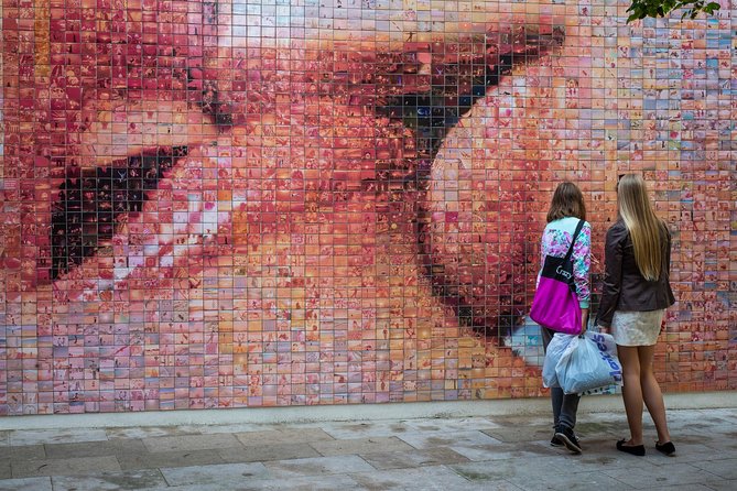 Elevate Your Photography - Barcelona Private Tour & Workshop - Stop 6 and 7 blend: using the quiet squares to improve your contrast control