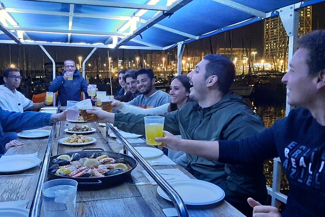Evening Cruise with Dinner and Drinks in Barcelona - Barceloneta From the Water for 40 Minutes