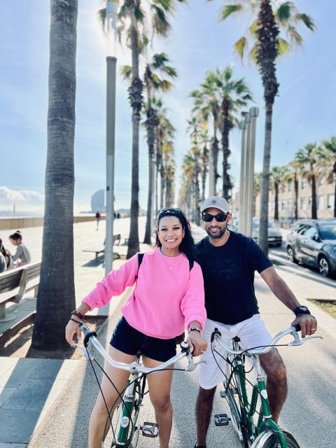 Explore Barcelona by Bike & Photo Shooting - Sagrada Família: The Photo Stop You’ll Want to Repeat