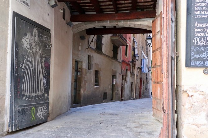 Explore hidden streets of Barcelona with a local - Private Tour - A 2.5-hour private walk with Michael at your side
