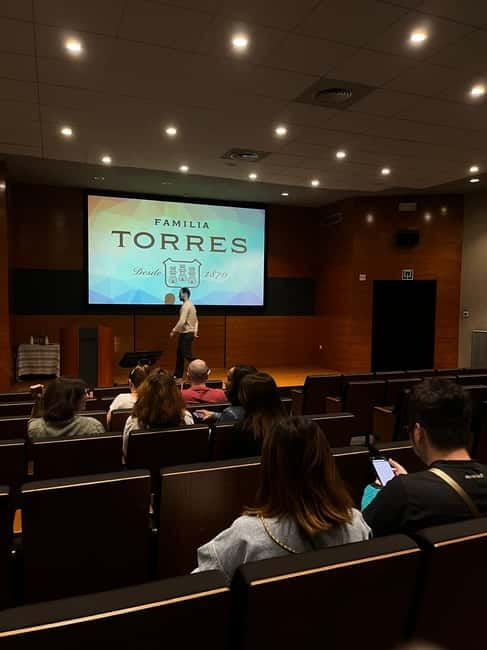 Familia Torres Winery: Gastronomic Tapas & Wine Experience - Logistics that affect comfort (and enjoyment)