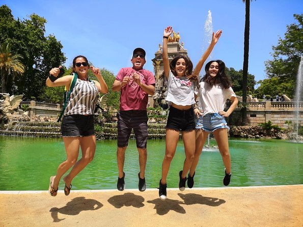 Family Private Tour: Churros, Hot Chocolate & Games in Barcelona - A family-first way to see Barcelona without losing the kids