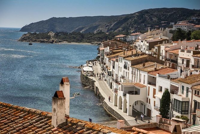 Figueres, Dalí & Cadaqués - Small group - Your Day Begins in Palamós, Then Goes Art-Heavy Fast