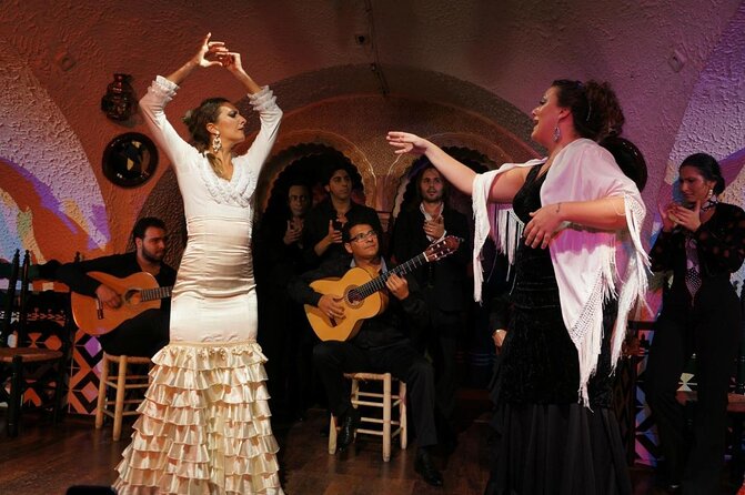 Flamenco Night at Tablao Cordobes in Barcelona - Las Ramblas location: finding Tablao Cordobés without fuss